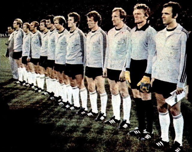 Selección Alemana en 1976 - Odio Eterno Al Fútbol Moderno 