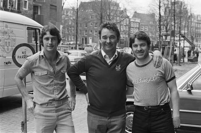 De izquierda a derecha, Trevor Francis, Brian Clough y John Robertson. Iconos del Nottingham Forest - Odio Eterno Al Fútbol Moderno