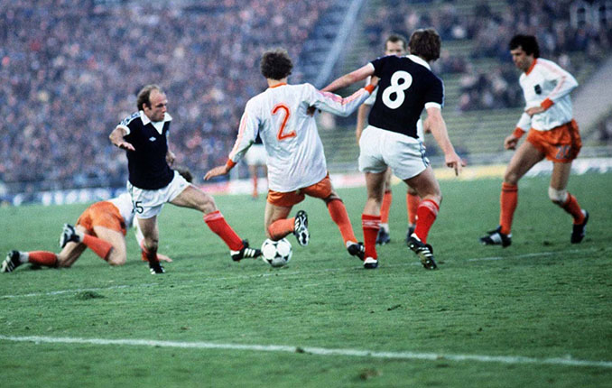 El gol de Archie Gemmill a Holanda es uno de los más recordados por los aficionados escoceses- Odio Eterno Al Fútbol Moderno