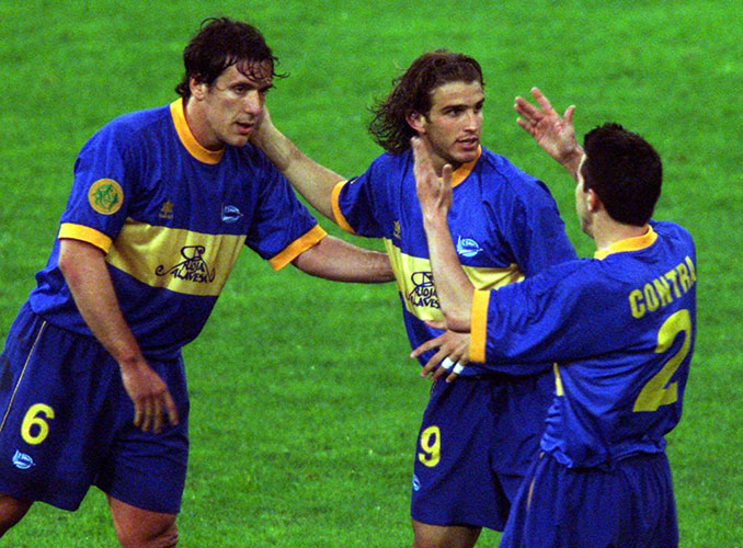 Futbolistas del Deportivo Alavés en la final de la UEFA 2001 - Odio Eterno Al Fútbol Moderno 
