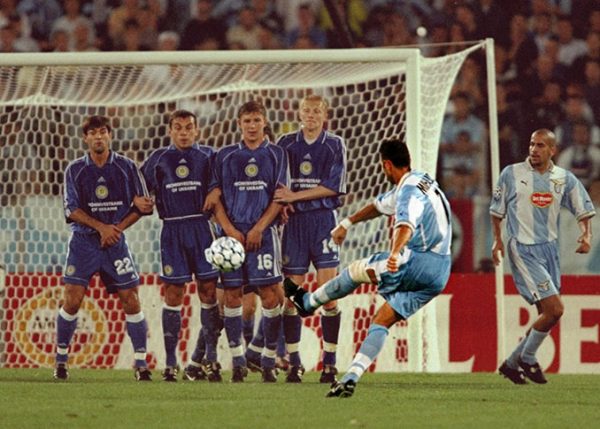 Sinisa Mihajlovic "Bombardero de Borovo" - Odio Eterno Al Futbol Moderno