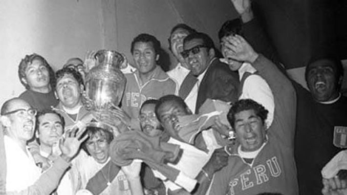 Perú campeón de la Copa América en 1975 - Odio Eterno Al Fútbol Moderno