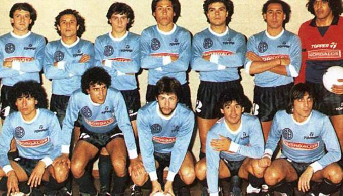 Maradona en la formación de Belgrano el 10 de julio de 1986 - Odio Eterno Al Fútbol Moderno 