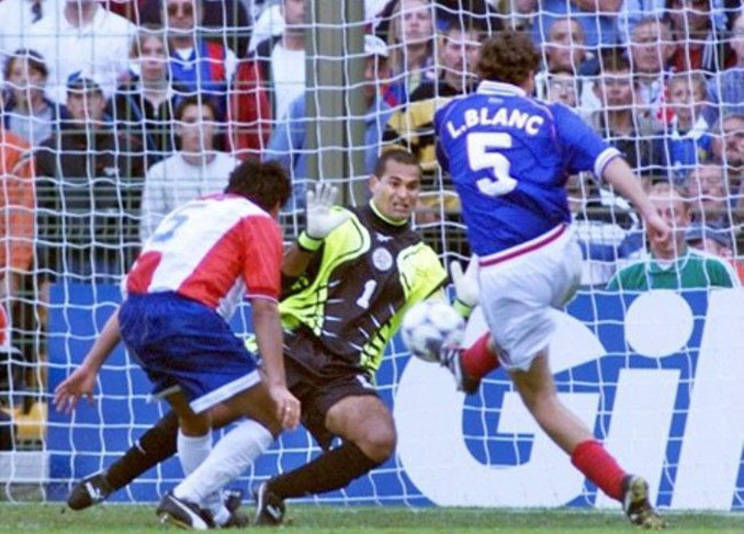 Gol de Blanc a Paraguay en el Mundial de 1998 - Odio Eterno Al Fútbol Moderno
