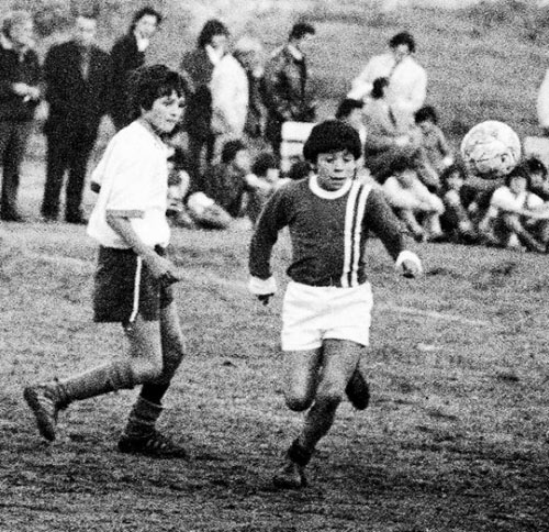 Maradona durante su etapa en Los Cebollitas - Odio Eterno Al Fútbol Moderno