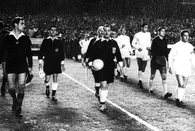FC Barcelona vs Real Madrid disputado en la Copa de Europa 1960-1961 - Odio Eterno Al Fútbol Moderno