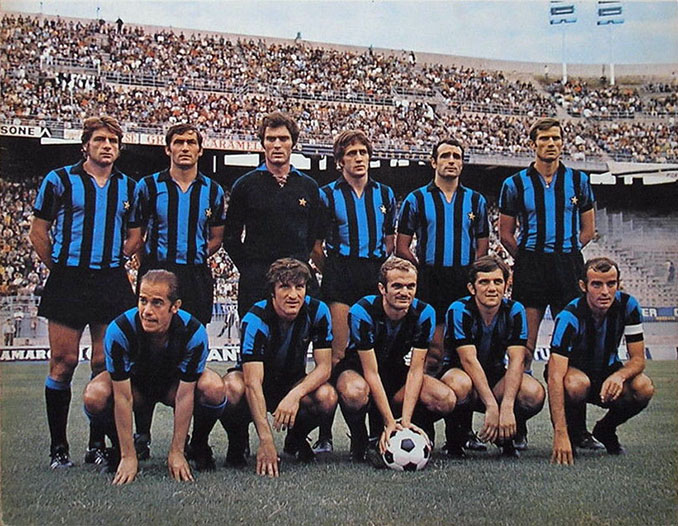 La camiseta del Inter de Milán es azul y negra desde su fundación en 1908 - Odio Eterno Al Fútbol Moderno 