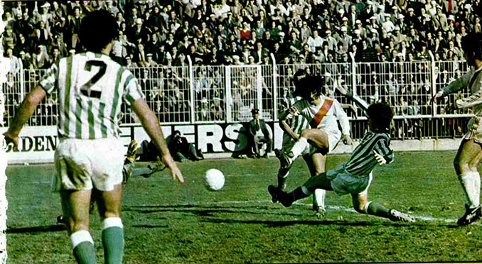 Betis vs Rayo Vallecano disputado en 1978 - Odio Eterno Al Fútbol Moderno 