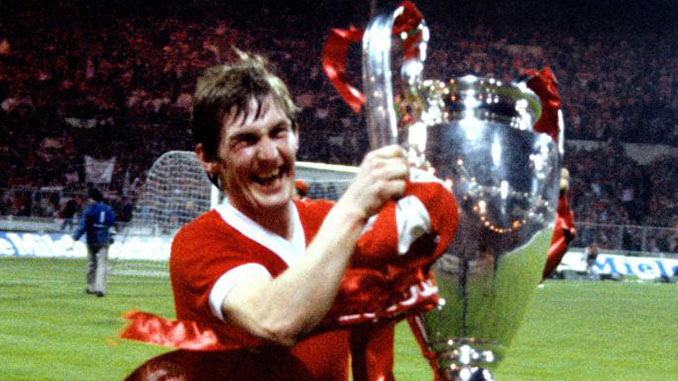 Kenny Dalglish celebrando la Copa de Europa de 1978 - Odio Eterno Al Fútbol Moderno