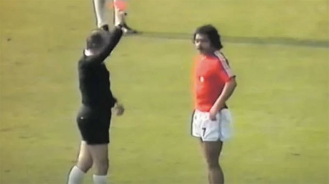 Carlos Caszely vio la primera tarjeta roja en un Mundial en 1970 - Odio Eterno Al Fútbol Moderno