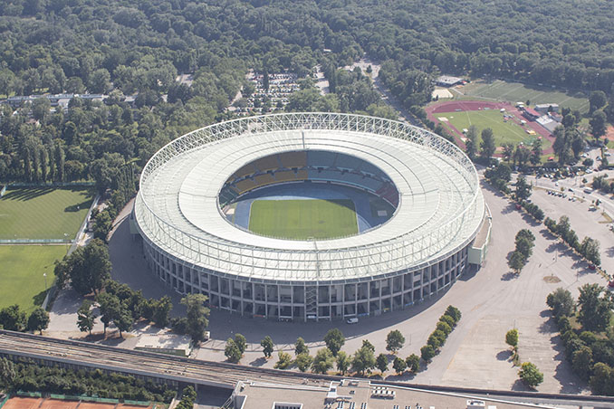 Ernst Happel Stadion - Odio Eterno Al Fútbol Moderno