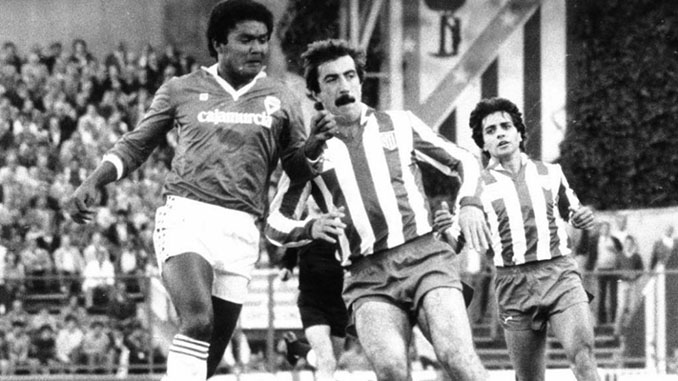 José Roberto Figueroa en un partido con el Real Murcia - Odio Eterno Al Fútbol Moderno