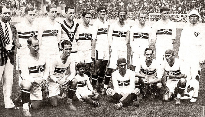 La camiseta de Sao Paulo tiene los mismos colores desde su fundación en 1930 - Odio Eterno Al Fútbol Moderno