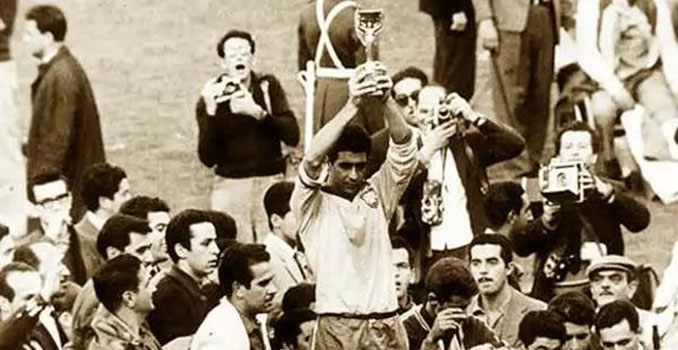 Brasil en 1962 es la última selección en ganar dos Mundiales consecutivos - Odio Eterno Al Fútbol Moderno
