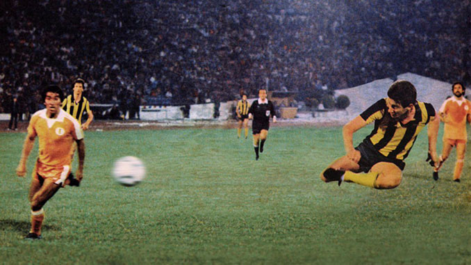 Gol de Fernando Morena en la final de la Copa Libertadores de 1982 - Odio Eterno Al Fútbol Moderno