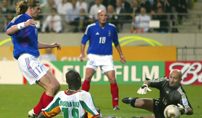 Francia protagonizó en 2002 uno de los grandes descalabros mundialistas - Odio Eterno Al Fútbol Moderno