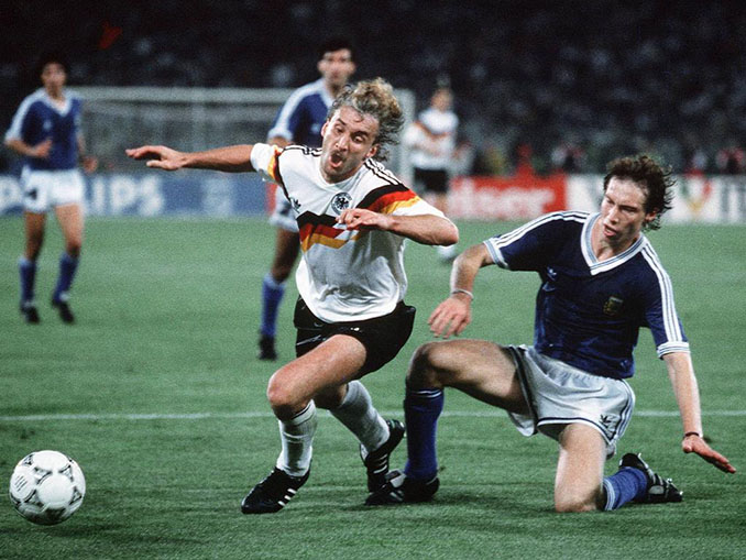 El (no) penalti a Völler en la final del Mundial de 1990 - Odio Eterno Al Fútbol Moderno
