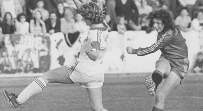 La selección española femenina de fútbol jugó su primer partido oficial en 1983 - Odio Eterno Al Fútbol Moderno
