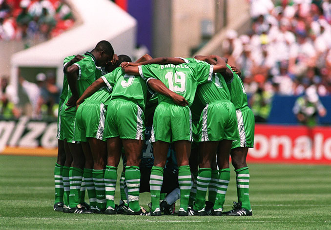 La camiseta de Nigeria es verde desde su independencia en la década de 1960 - Odio Eterno Al Fútbol Moderno