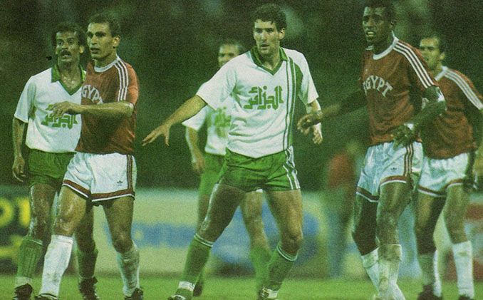 Egipto vs Argelia disputado en 1989 - Odio Eterno Al Fútbol Moderno 