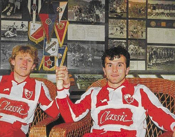 Prosinecki y Savicevic con la camiseta del Estrella Roja - Odio Eterno Al Fútbol Moderno