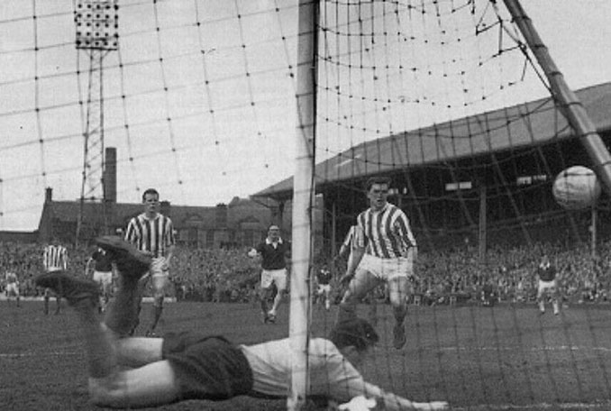 Hearts vs Kilmarnock disputado en 1965 - Odio Eterno Al Fútbol Moderno